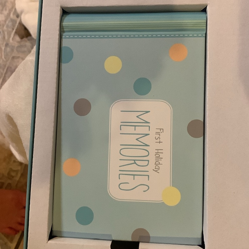 My First Holidays Photo Kit!!! - Picture 2 of 4
